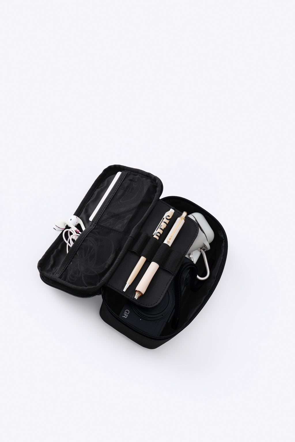 The Tech Organizer in Black